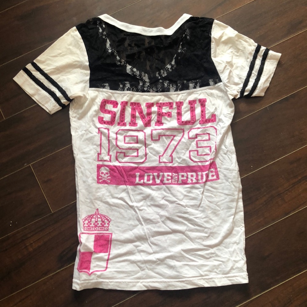 Sinful T-shirt. Black lace and pink rhinestones